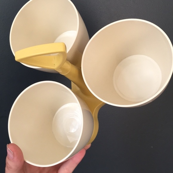 Tupperware serving tray platter with bowls - Picture 7 of 14